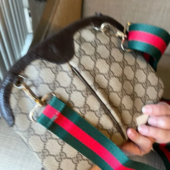 Authenticc Gucci vintage web sherry line crossbodydy bag 904.02.047 (C20001) - Picture 10 of 16